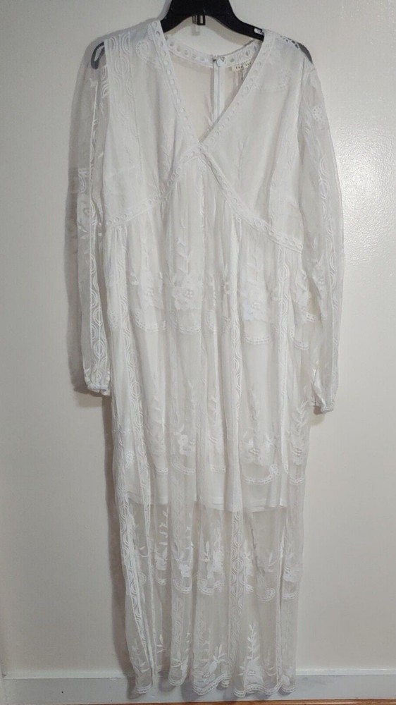 Baevely Sz XL/1X White Embroidered Floral Maxi Dress Hi-Low Balloon Sleeves NWOT